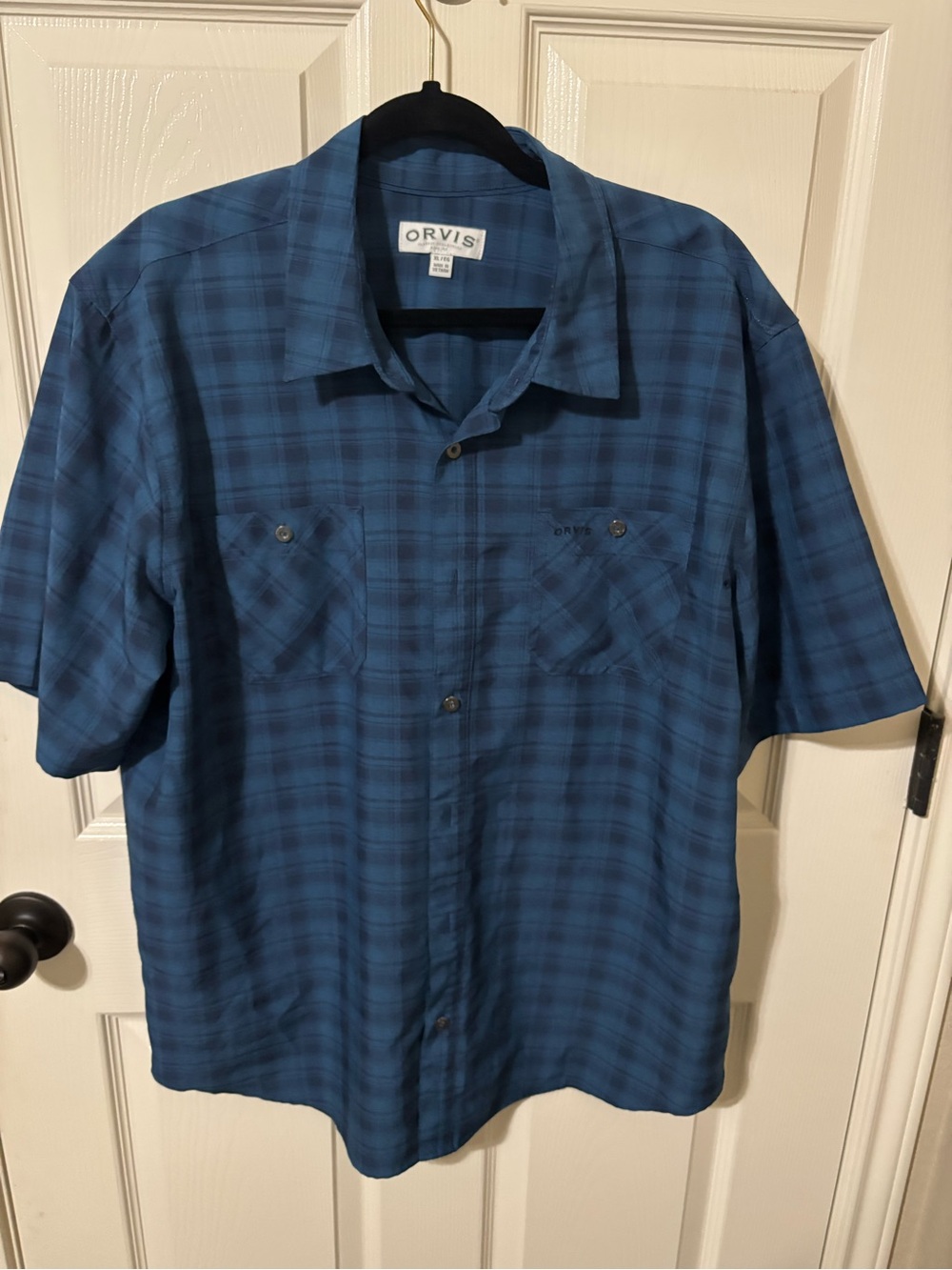 Orvis Men's Blue Plaid Short-Sleeve Button-Down Shirt